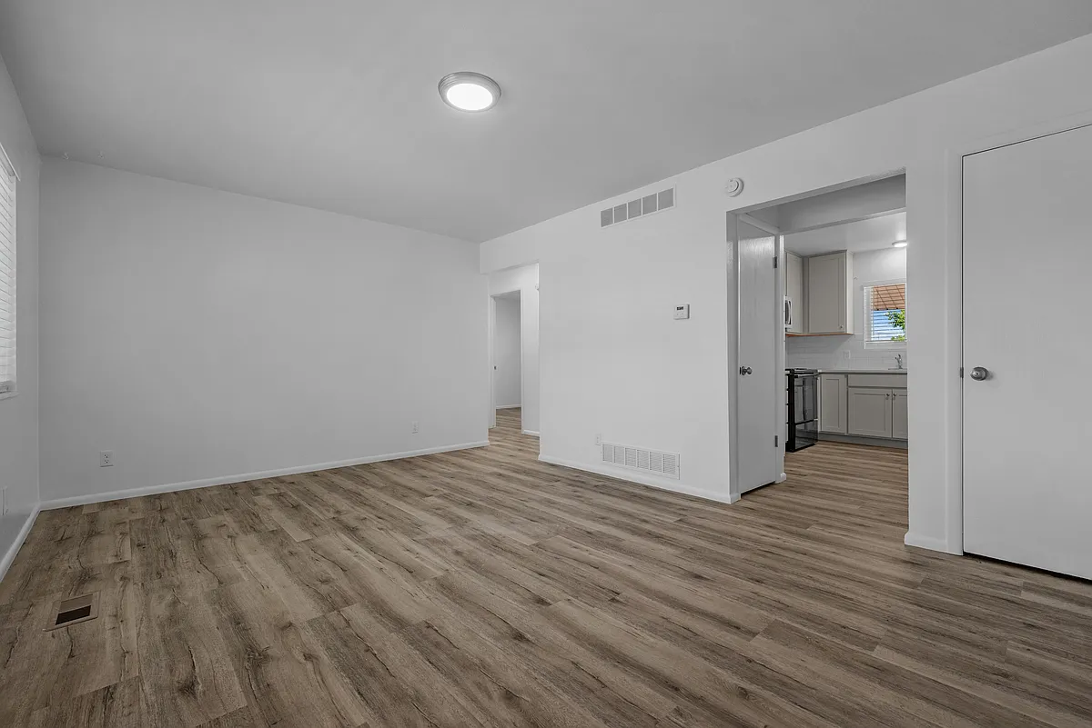 Building Photo - 416 S 600 W