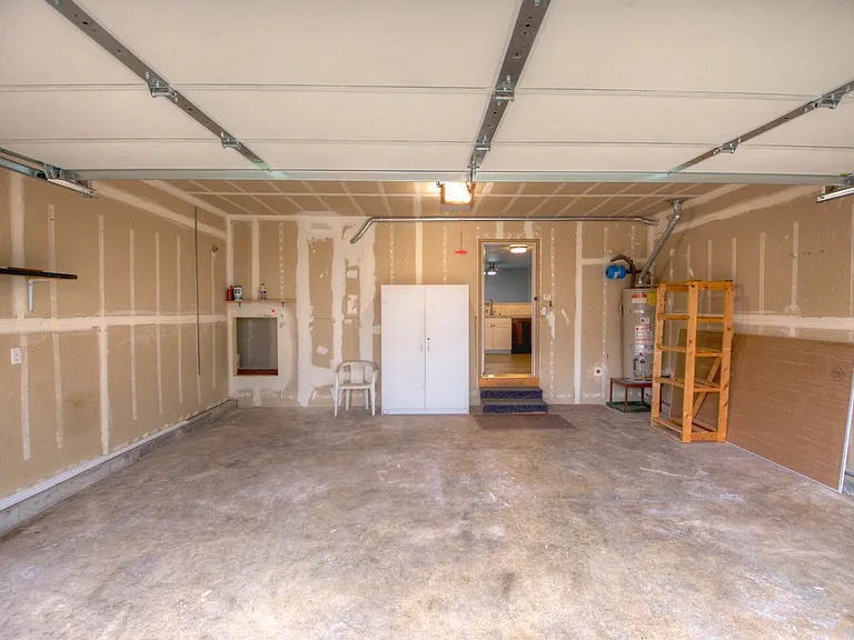 4043 Wonderwood Ln SE — Photo 4