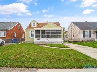 2021 Strathmoor Ave, Toledo, OH 43614