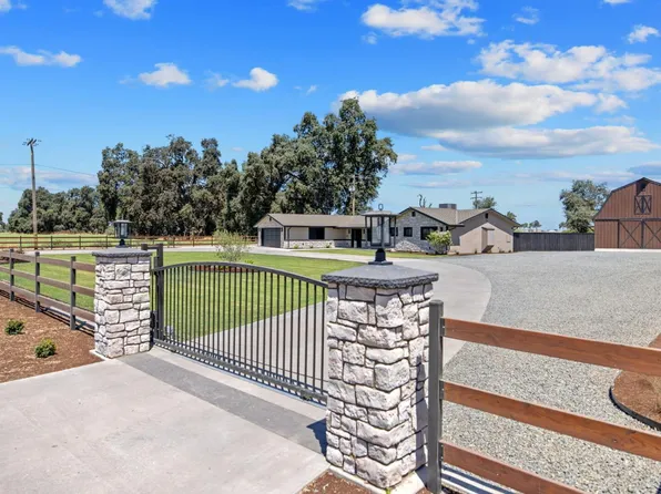 11610 Avenue 200, Tulare, CA 93274