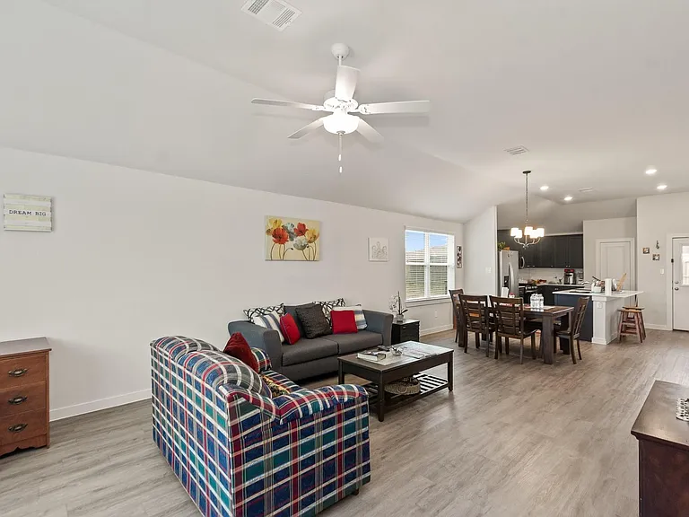 76 Road 51030 — Photo 11