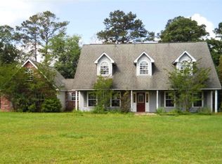 6120 McComb Holmesville Rd, McComb, MS 39648