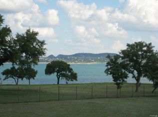172 Kingsbury, Canyon Lake, TX 78133