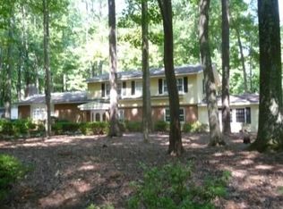 2516 Linehan Ct, Virginia Beach, VA 23454