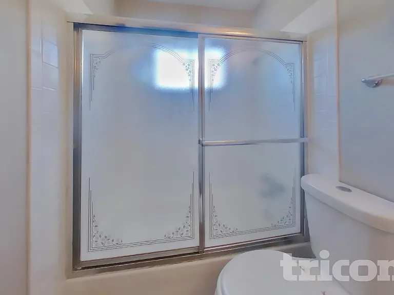 240 Benjamin Ave — Photo 14
