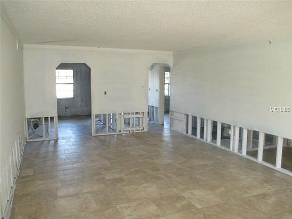 5th image of 8693 Bardmoor Blvd APT 107B