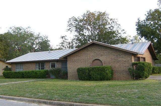 1st image of 201 Skylark Dr