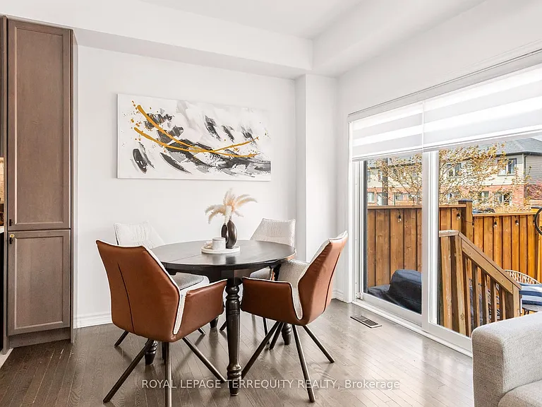 10 Deneb St — Photo 8