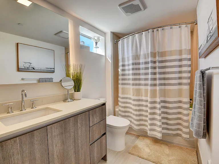 111 SE 1st Ave #408 — Photo 30