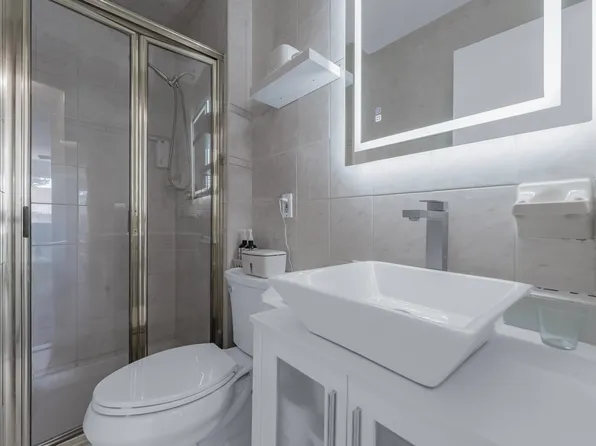 154-05 Riverside Drive image 15 of 21