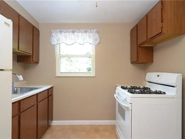 799B Cooke Dr — Photo 8