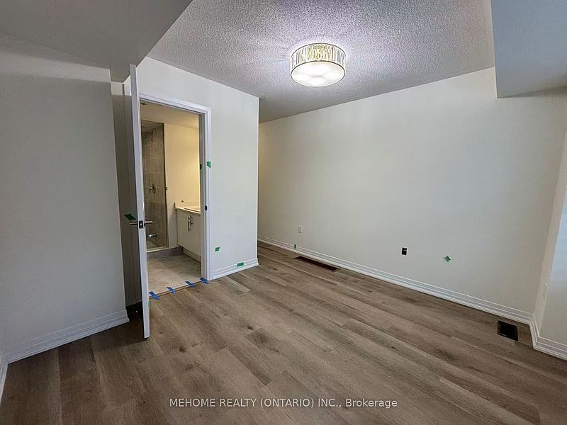 Richmond Hill Townhouse for rent - 4 Bedrooms — photo 22