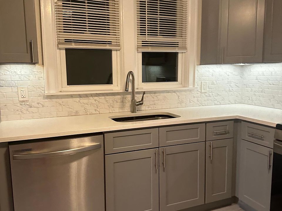 1st image of 306 Prescott St APT 2