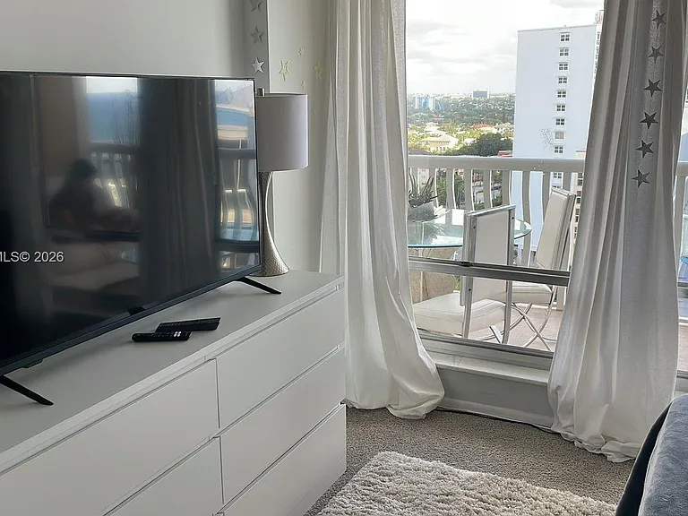 4020 Galt Ocean Dr #1407 — Photo 12