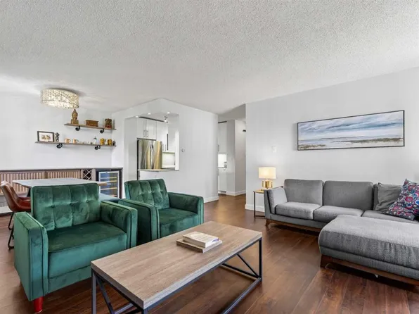 537 N 14th Ave SW #703, Calgary, AB T2R 0M7