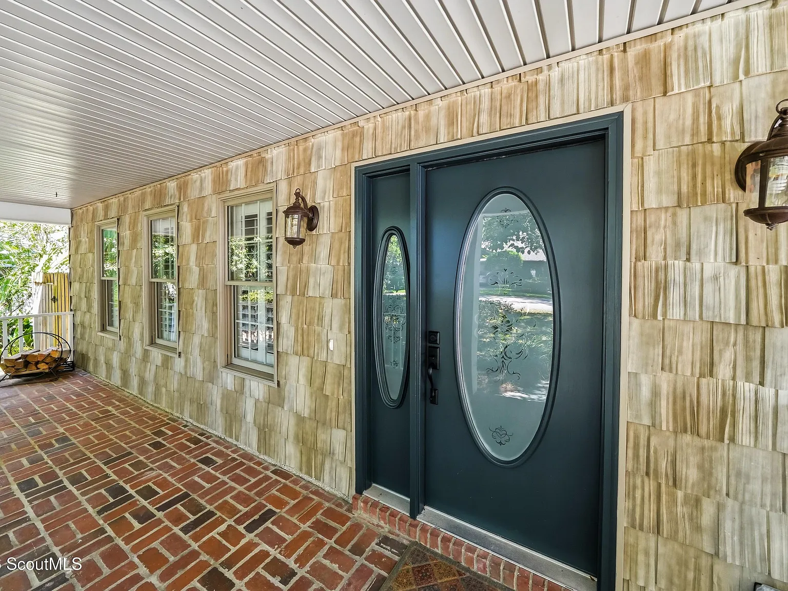 4 bed, 3.5 bath, 2424 sqft, $3,900 — Photo 4