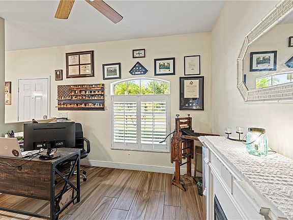3rd image of 1302 Coverbrook Ln
