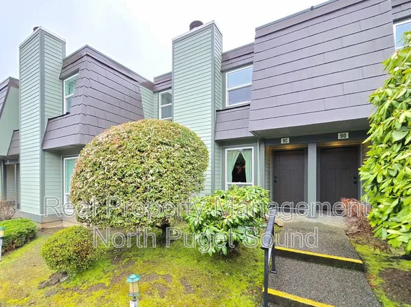 12600 4th Ave W APT 9C, Everett, WA 98204