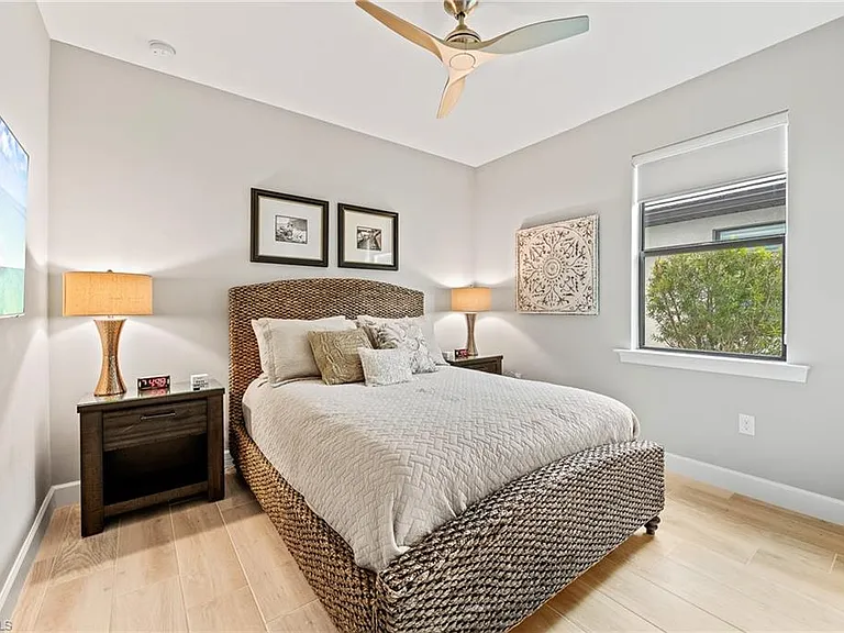 7763 Winding Cypress Dr — Photo 21