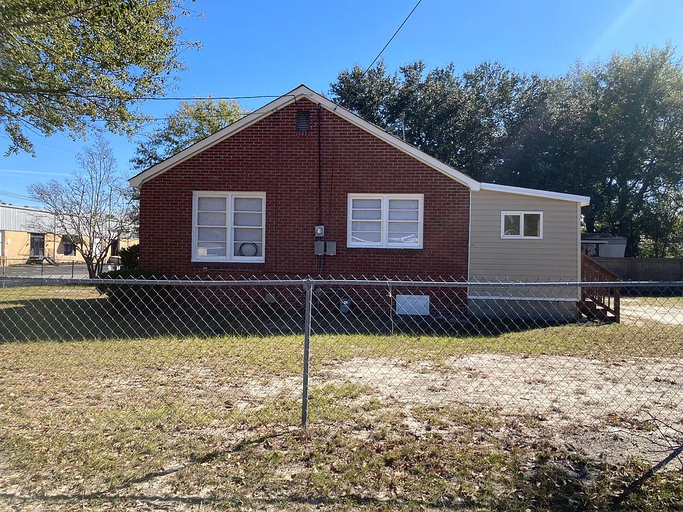 1st image of 702 White Ave