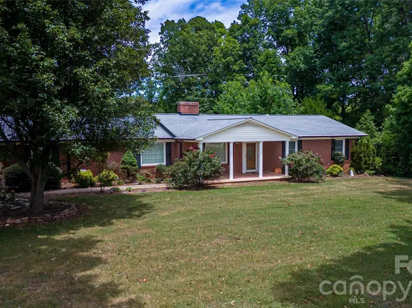 6000 George Hildebran School Rd, Hickory, NC 28602