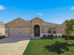 3934 Dickinson Ave, Aubrey, TX 76227