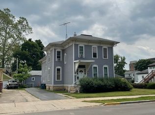 424 S Lincoln Ave, Aurora, IL 60505