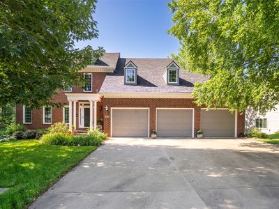 4728 Oakwood Ln, West Des Moines, IA, 50265