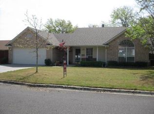 217 SW Cindy Ln, Burleson, TX 76028