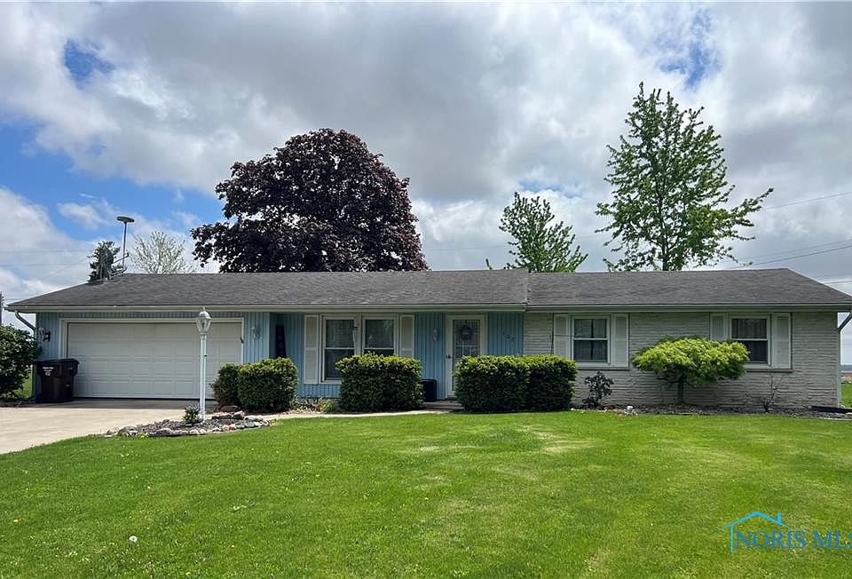 1st image of 107 Oak Park Dr