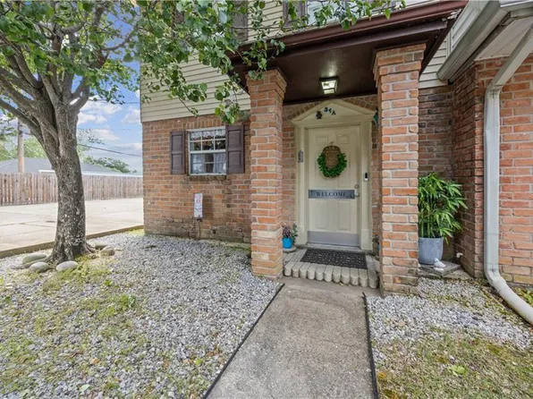 31 Brandon Hall Dr APT A, Destrehan, LA 70047