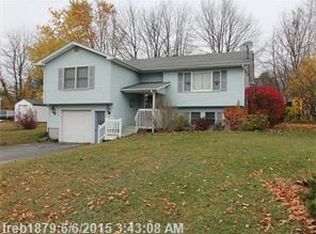 12 Owens St, Lewiston, ME 04240