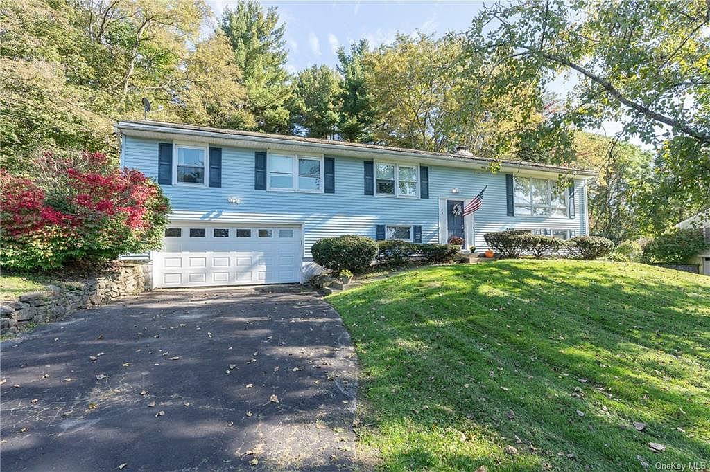 45 Clover Hill Drive, Poughkeepsie, NY 12603 Zillow