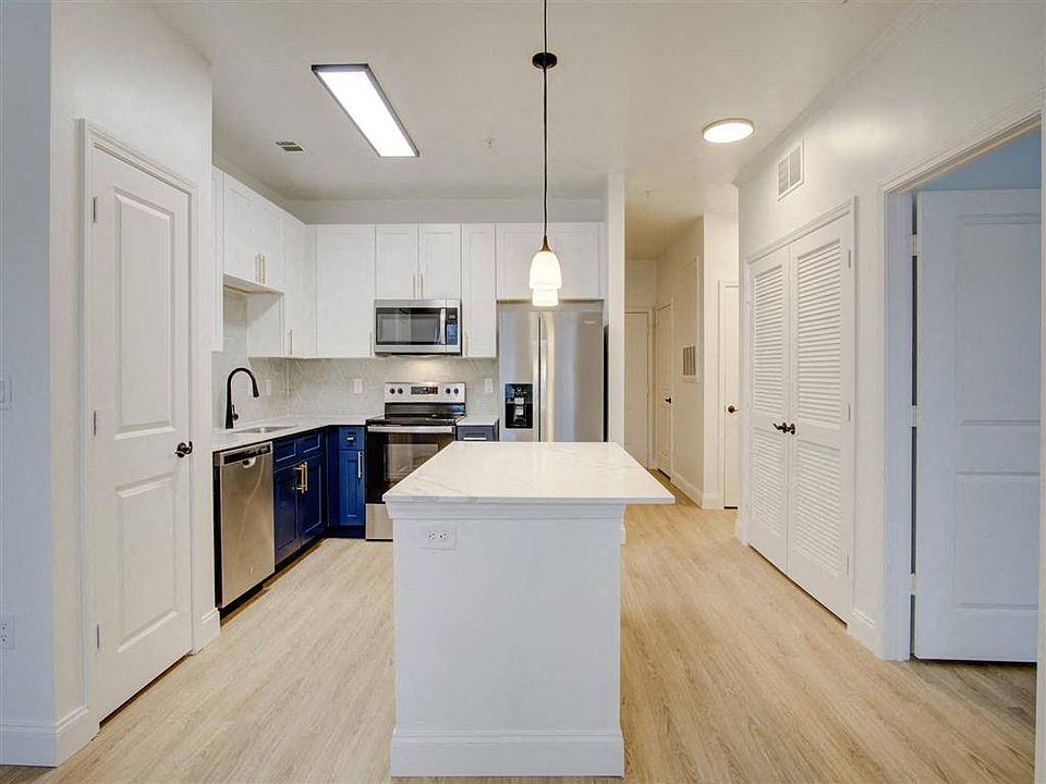 Verde Vista, Asheville, NC, Kitchen