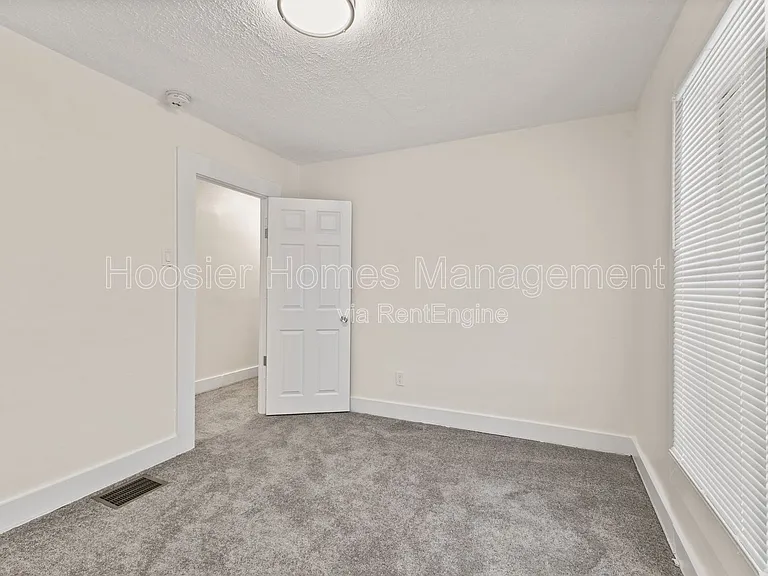 2920 Ruckle St — Photo 20
