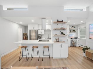 1516 Charles St #303, Vancouver, BC