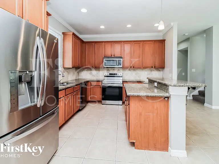 483 Sycamore Springs St — Photo 7