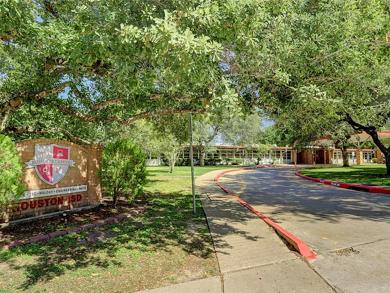 4309 Stillbrooke Dr — Photo 45