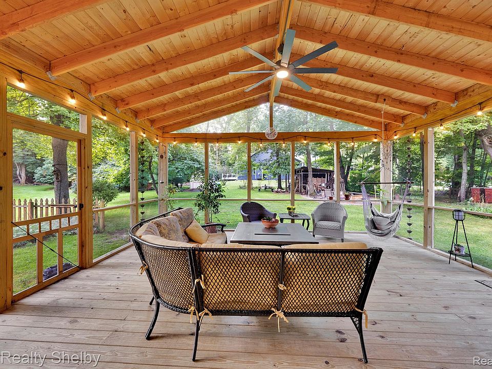 1st image of 7837 Huron Oaks Dr