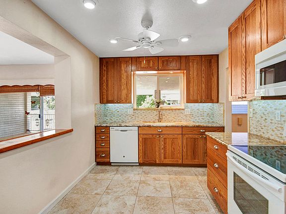 5th image of 10102 W Sun City Blvd
