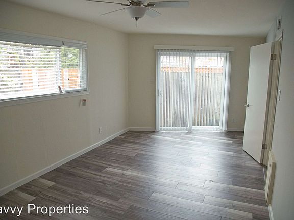 3rd image of 1726 Lacassie Ave APT 8