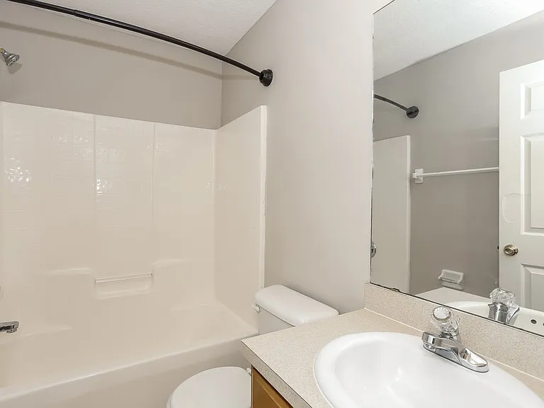 3168 Tower Oaks Dr — Photo 16