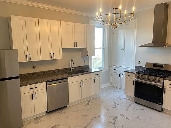 stainless steel appliances 