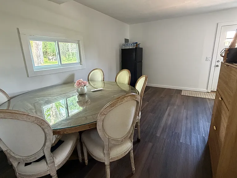 291 E Montauk Hwy #B — Photo 19