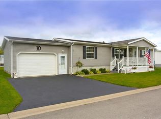 1357 Abby Ln, Alden, NY 14004