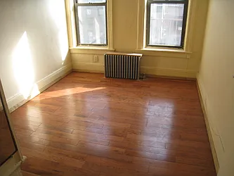 Rented by Alexiou Realty