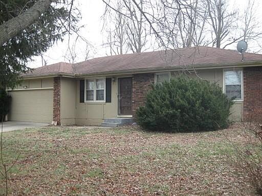 2nd image of 2626 W Blackburn Dr