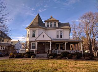 118 Linwood Ave APT 2R, Ardmore, PA 19003