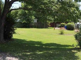 515 Sabiston Dr, Swansboro, NC 28584
