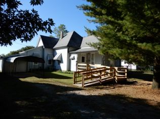 326 Sycamore St, Clinton, IN 47842